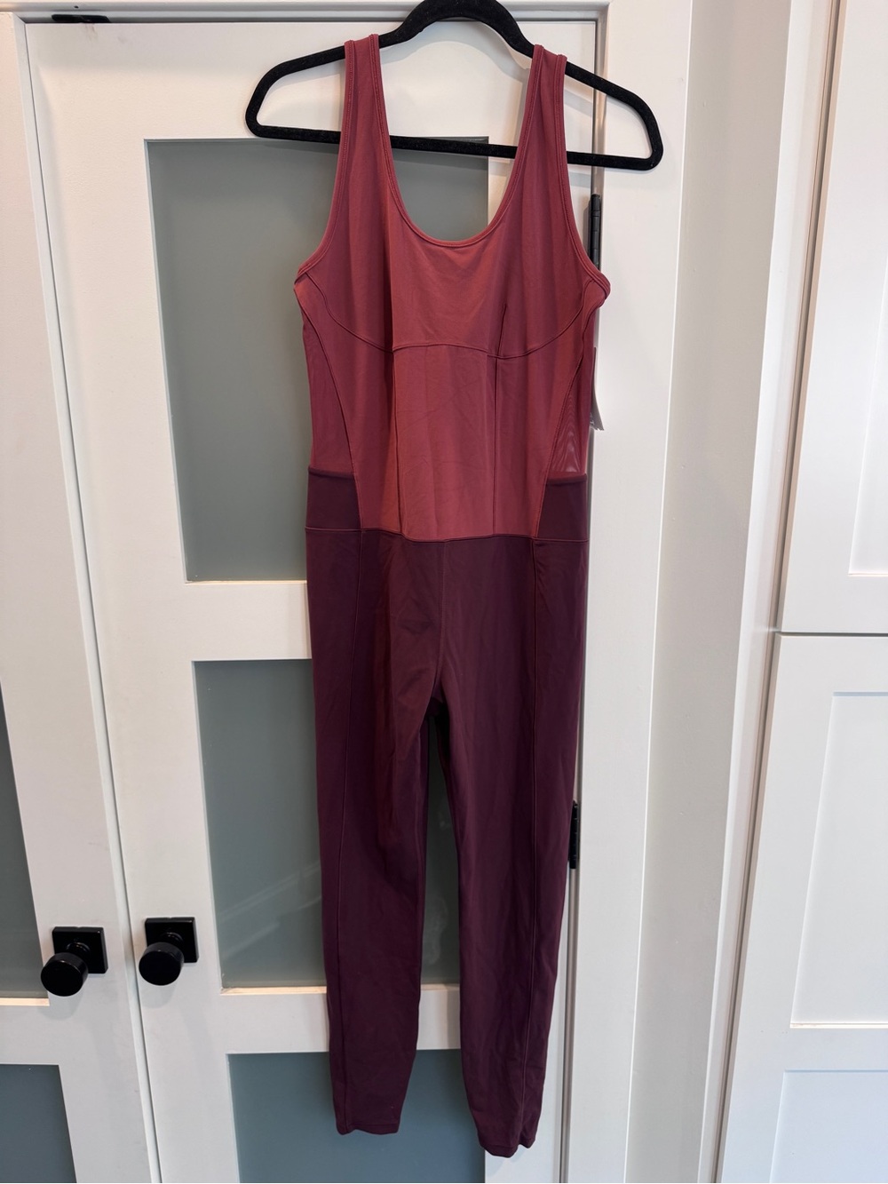 Athleta Two-Tone Burgundy/Merlot Sleeveless aspiration bodysuit